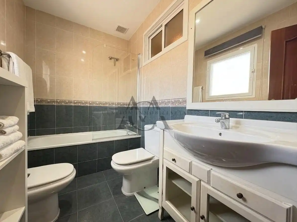 Badezimmer von Haus oder Chalet zum Verkauf in Lucena