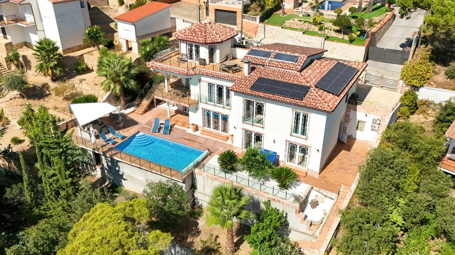 Vista exterior de Casa o chalet en venta en Lloret de Mar con Aire acondicionado, Calefacción y Jardín privado