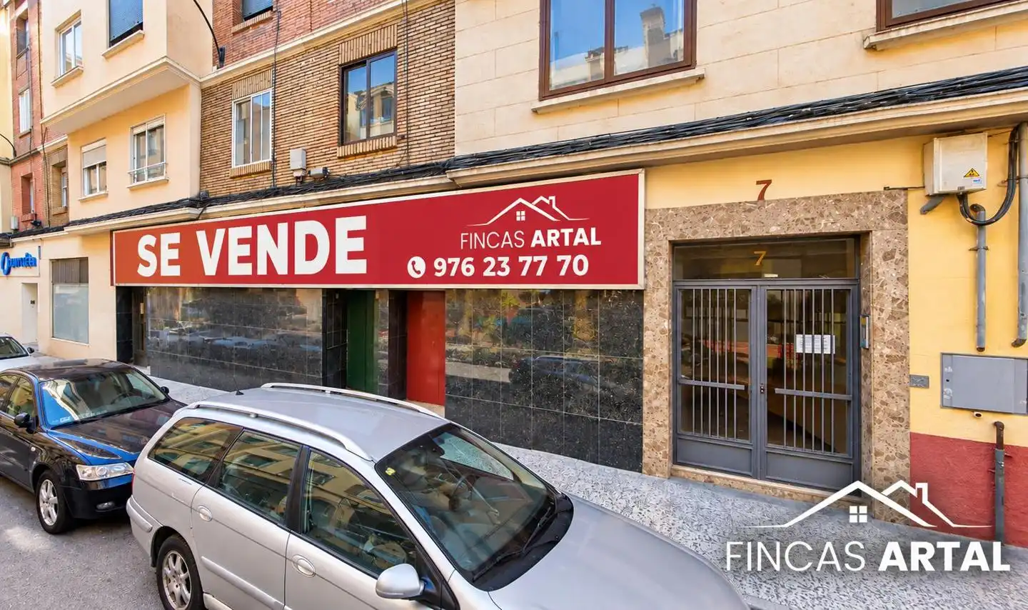 Local comercial en venda a Calle Vasconia