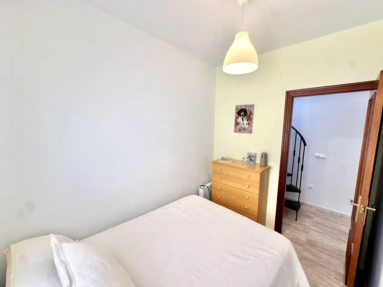 Habitación de Casa adosada en venta en Fuente de Piedra con Aire acondicionado, Terraza y Piscina comunitaria