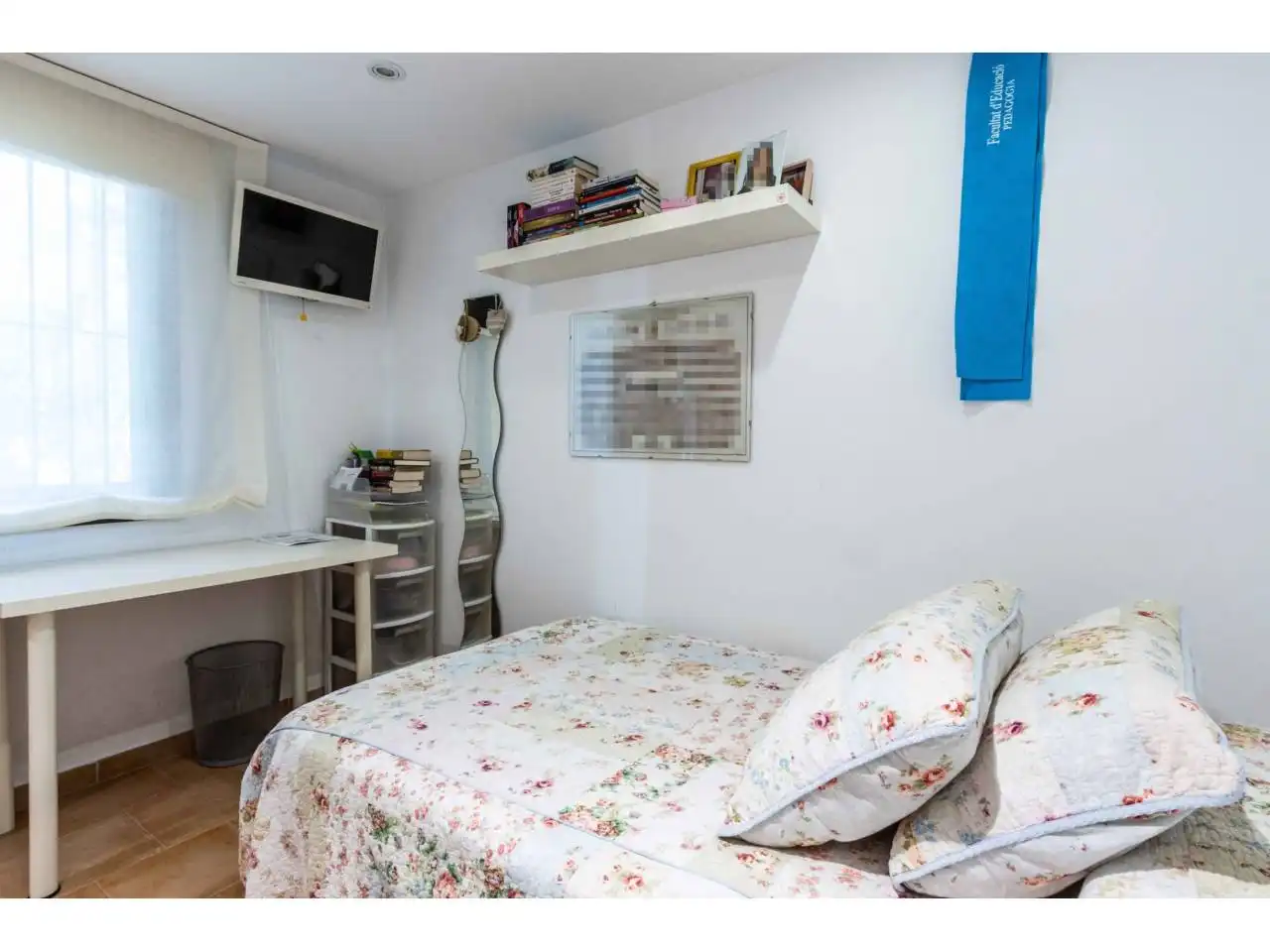 Dormitori de Casa o xalet en venda en Castellar del Vallès amb Aire condicionat, Calefacció i Jardí privat