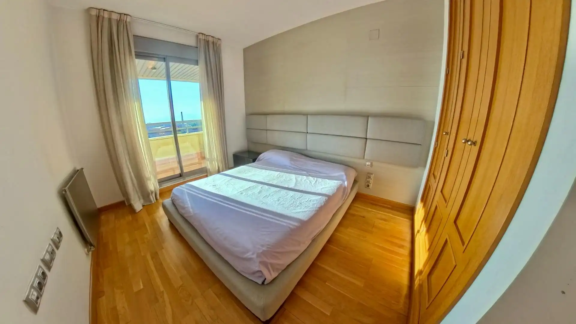 Flat for sale in Avenida Avenida de la Ilustración, 85, Campus de la Salud