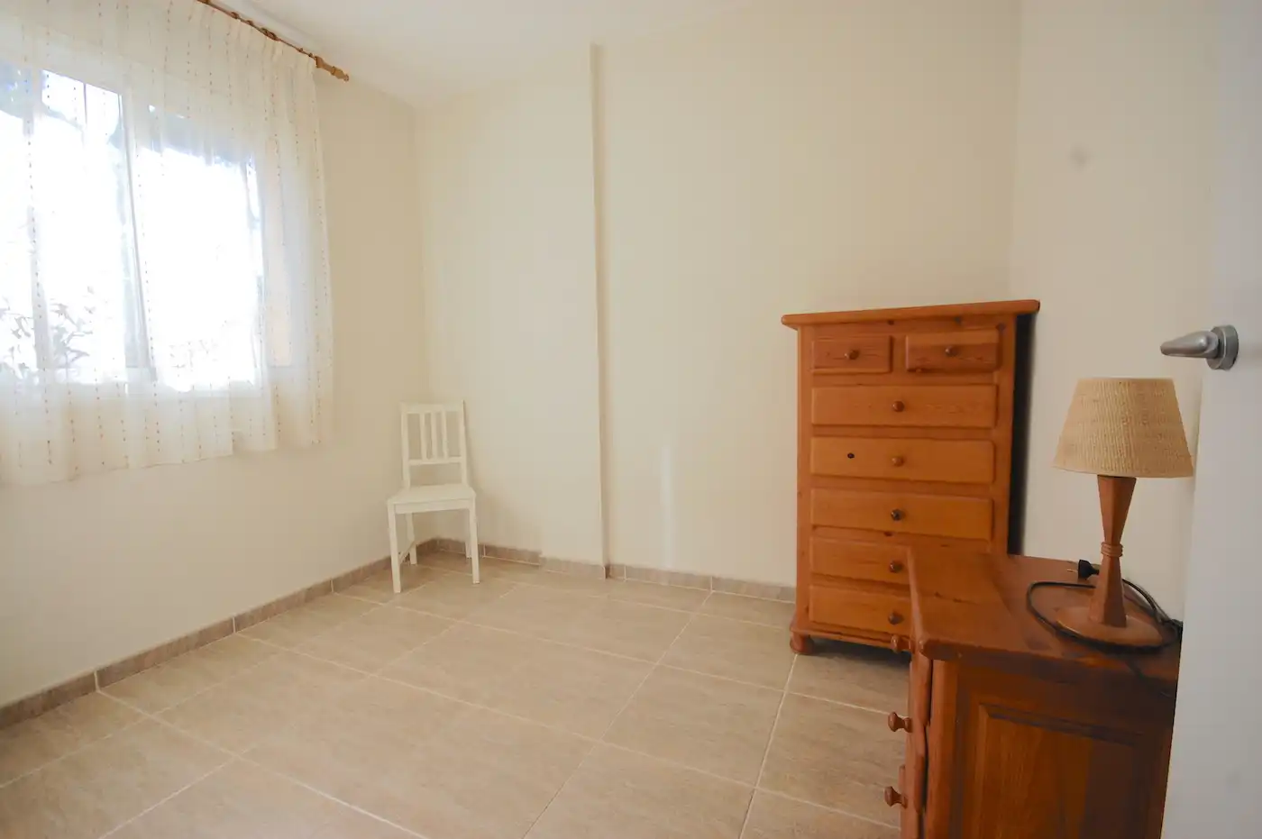 Habitación de Casa adosada en venta en L'Escala con Aire acondicionado, Calefacción y Jardín privado