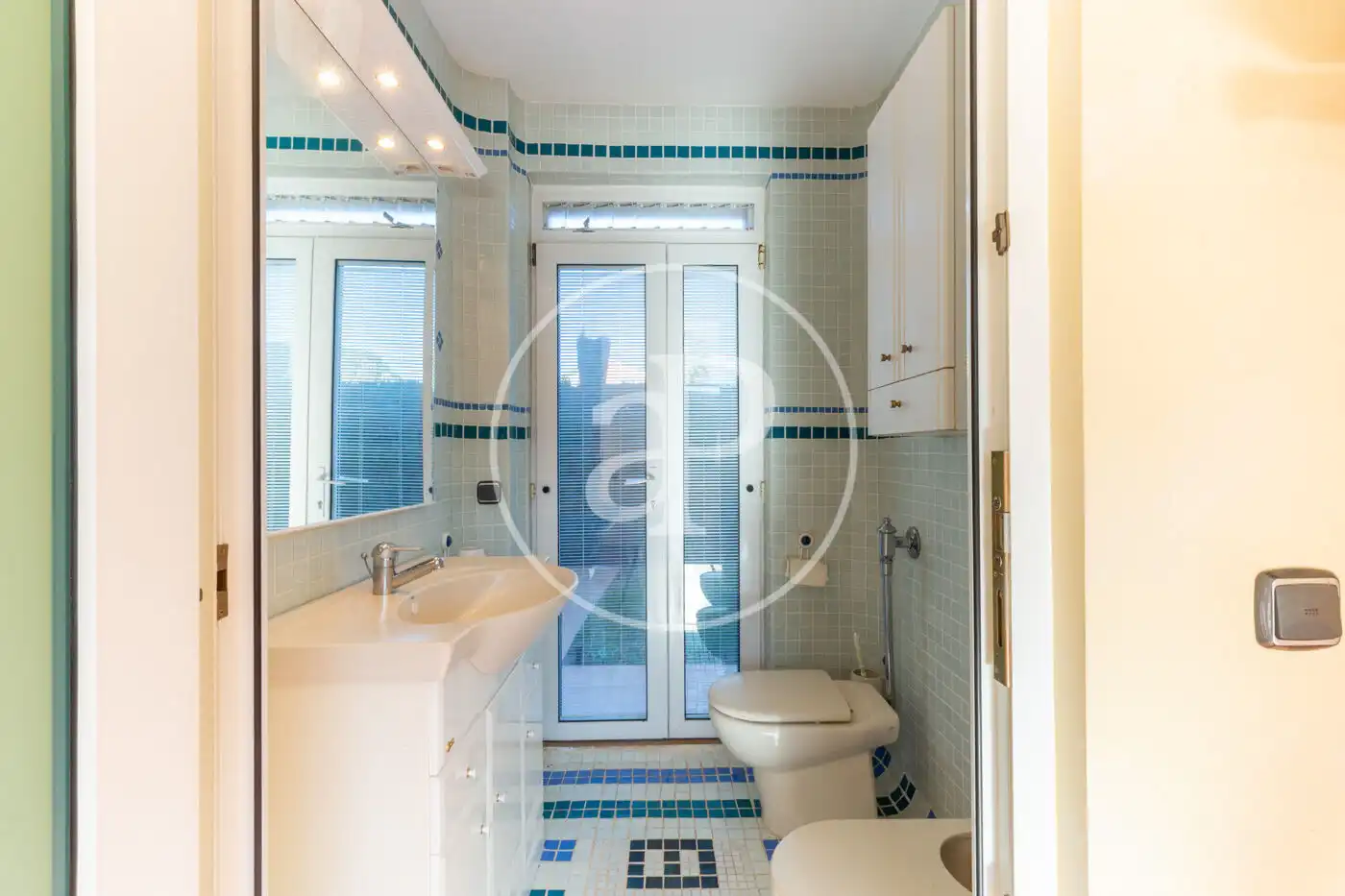 Baño de Casa o chalet en venta en Serra con Aire acondicionado, Calefacción y Jardín privado