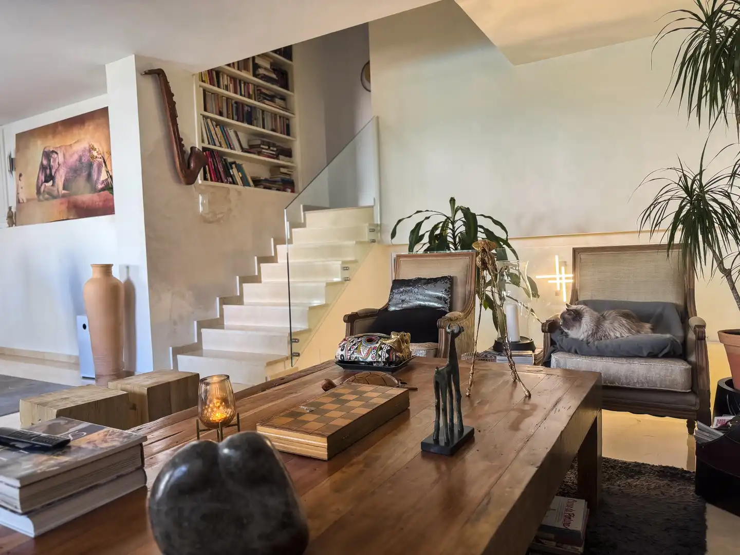 Sala de estar de Dúplex en venta en Estepona con Aire acondicionado, Terraza y Piscina