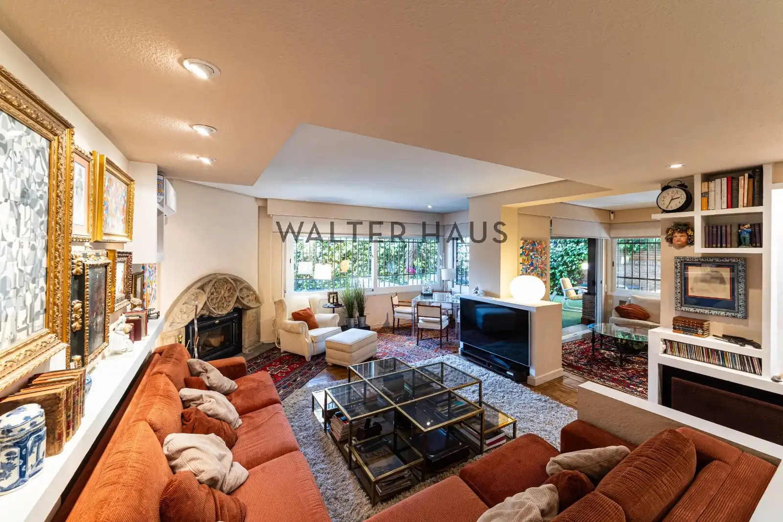 Sala de estar de Piso en venta en  Madrid Capital con Aire acondicionado, Calefacción y Jardín privado