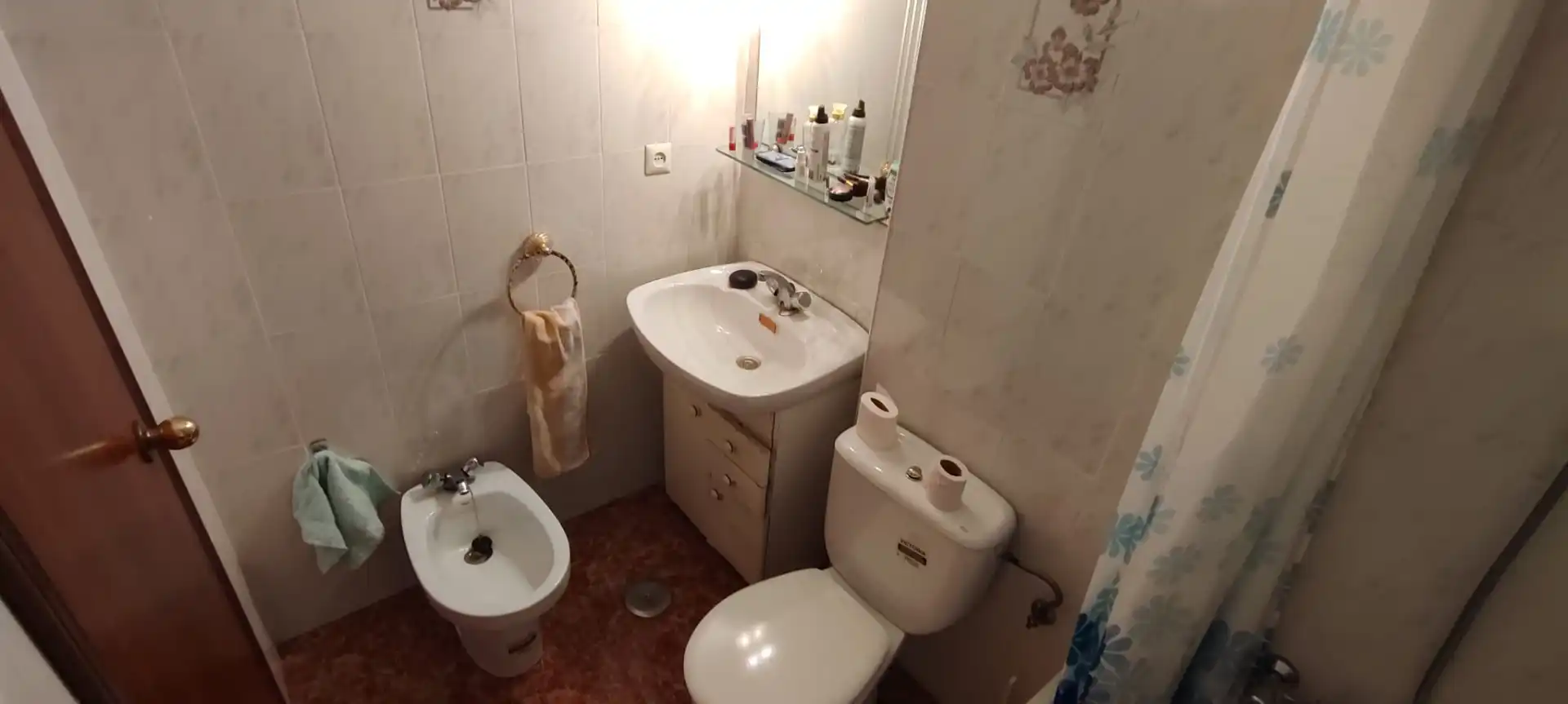 Bany de Pis en venda en Córdoba amb Aire condicionat i Moblat