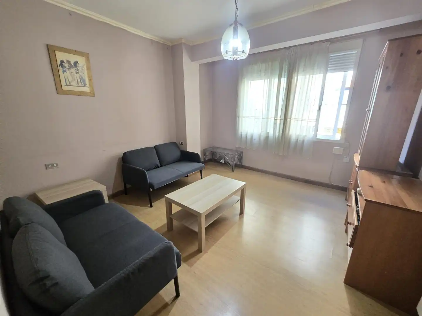 Living room of Flat for rent in Vigo   with Heating, Parquet flooring and Furnished