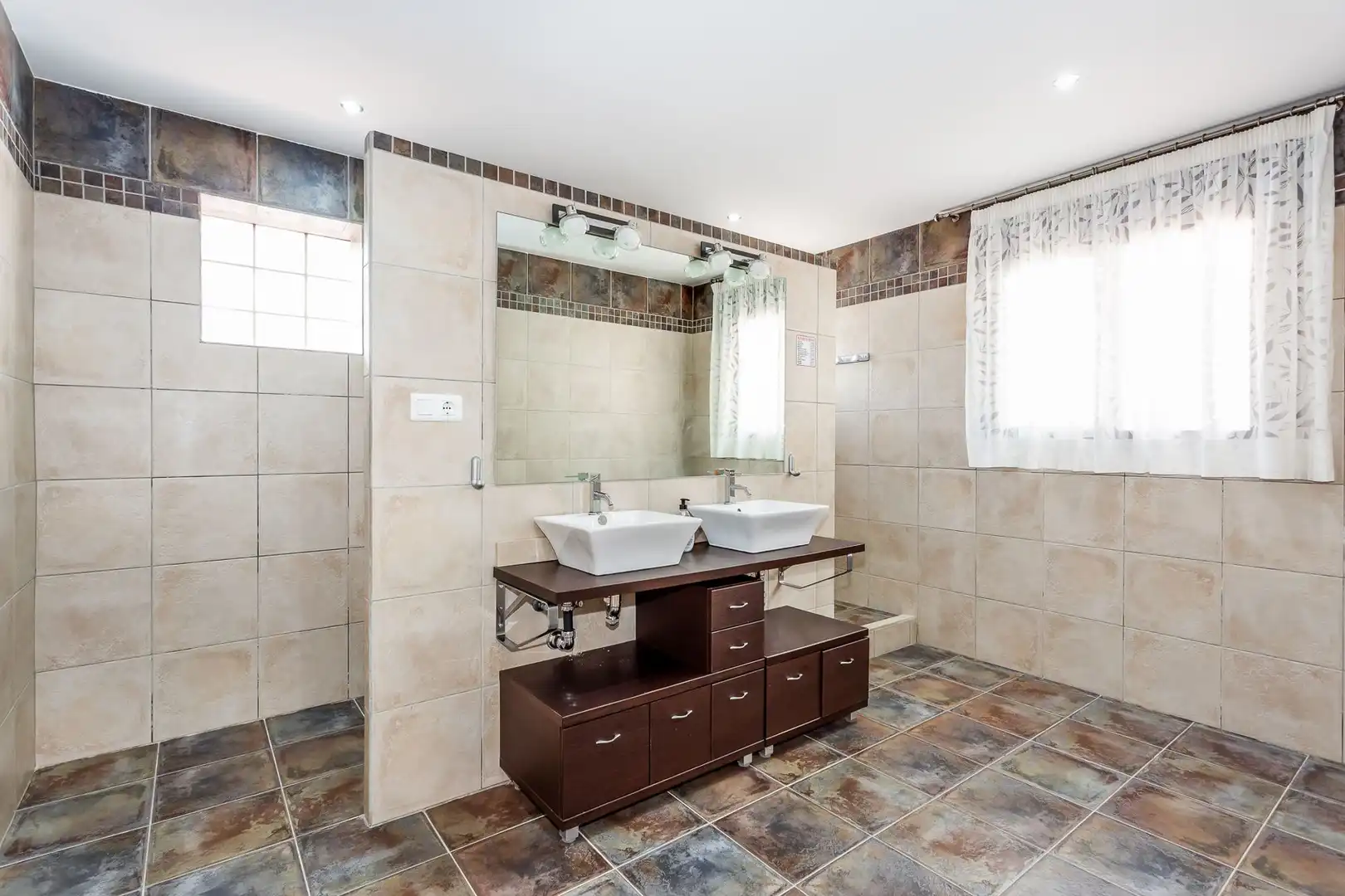 Chalet en venta en Altos de Estepona, imagen 45