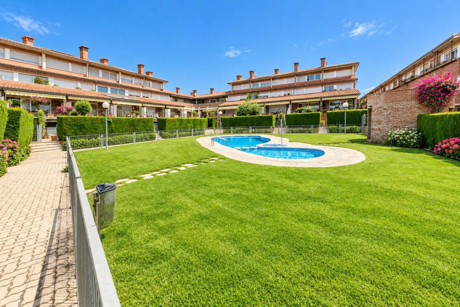 Haus mit Pool zum Verkauf in Poble, imagen 35