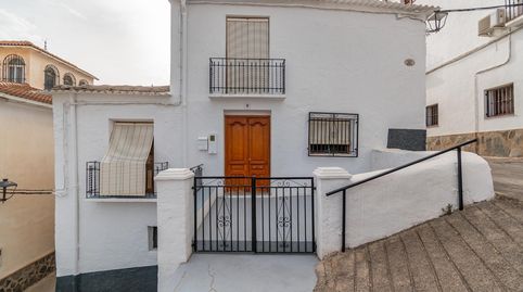 CASITA DE PUEBLO IDEAL PARA INVERSIÓN