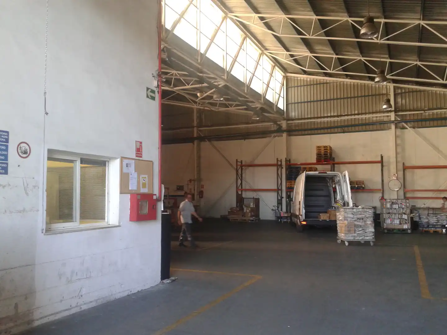 Nave industrial en venta en Viator con Calefacción y Alarma
