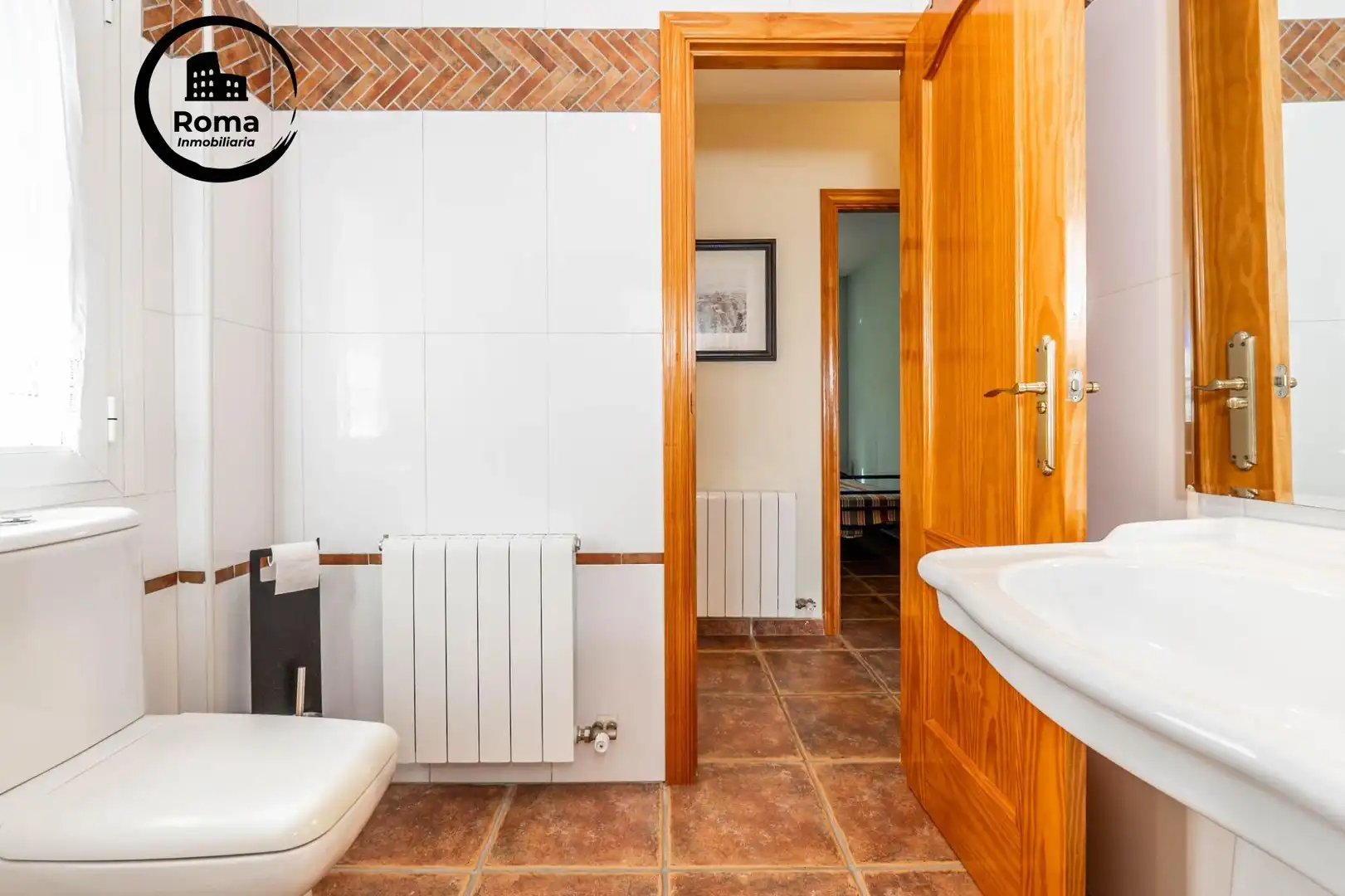 Bany de Casa o xalet en venda en La Zubia amb Aire condicionat, Calefacció i Jardí privat
