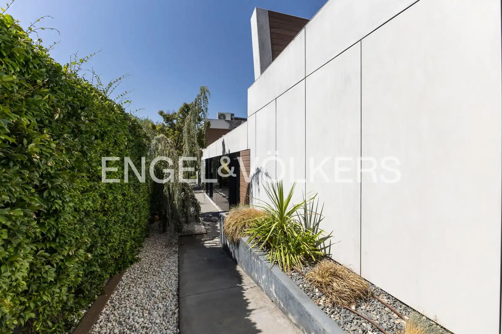 Vista exterior de Casa o chalet en venta en Torrelodones con Aire acondicionado, Calefacción y Jardín privado