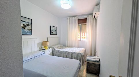 Foto 4 de Piso de alquiler en Playa de los Boliches, Fuengirola