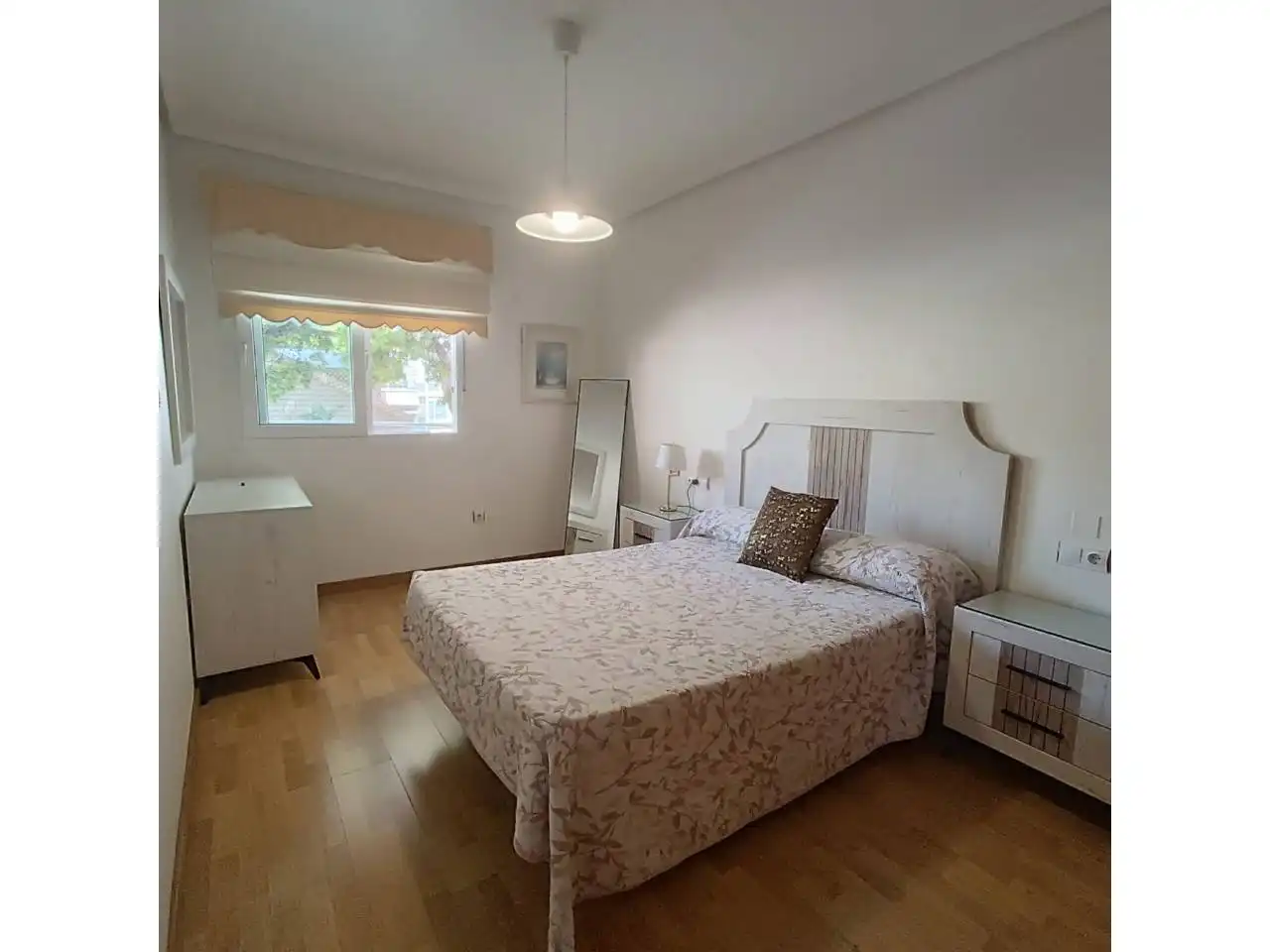Bedroom of Apartments for rent in Benalmádena  with Terrace, Furnished and Alarm