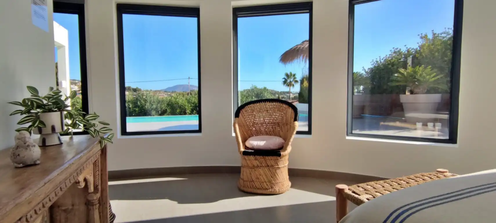 Vista exterior de Casa o xalet de lloguer en Benissa amb Aire condicionat, Calefacció i Jardí privat