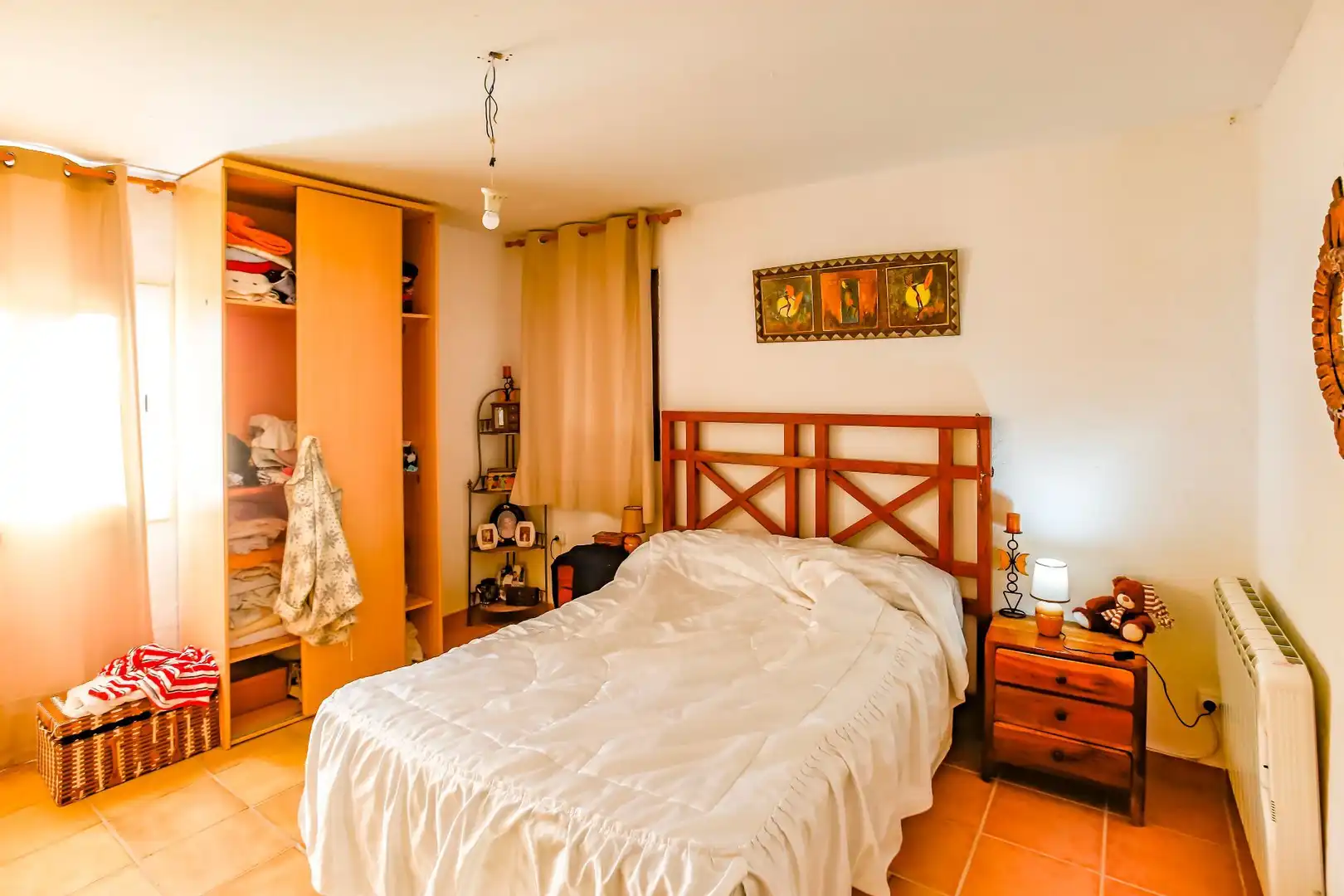 Schlafzimmer von Country house zum Verkauf in Sant Vicenç de Castellet mit Heizung, Privatgarten und Terrasse