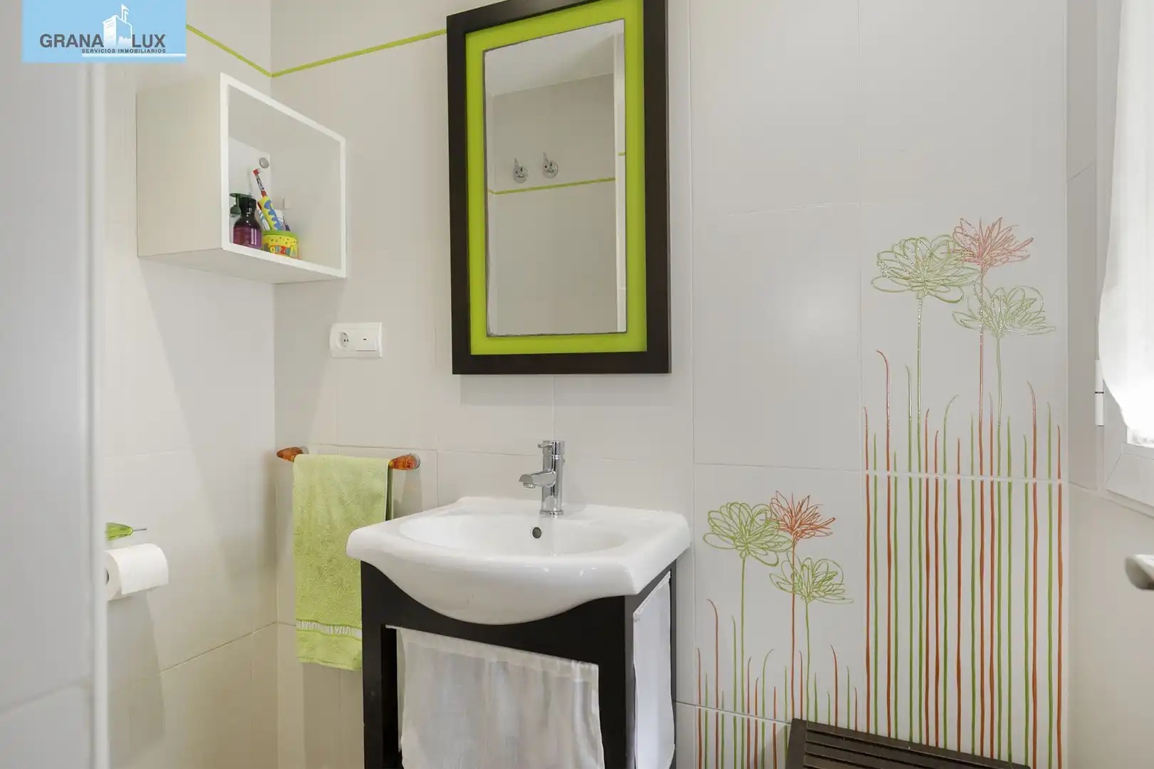 Casa a schiera con terrazza in vendita a 22 Calle Pensamiento, imagen 8