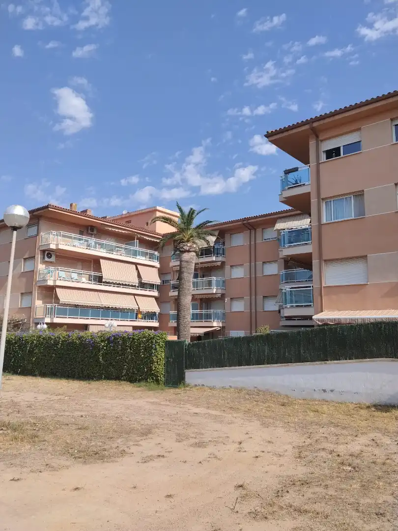 Pis amb piscina en venda a Carrer Segre, imagen 3
