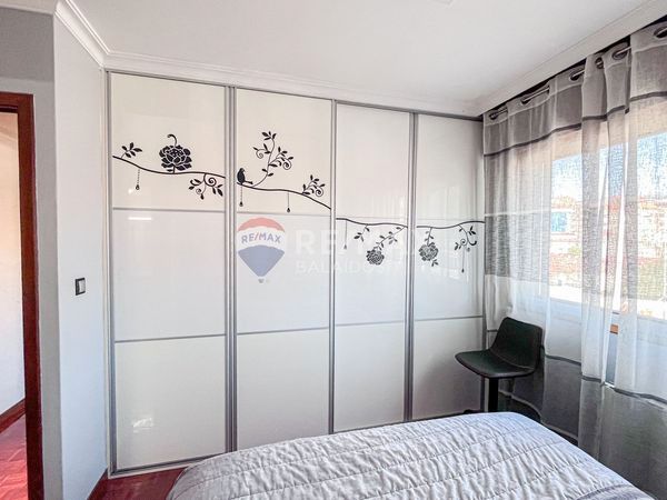 Habitación de Piso en venta en Vigo  con Calefacción, Parquet y Terraza