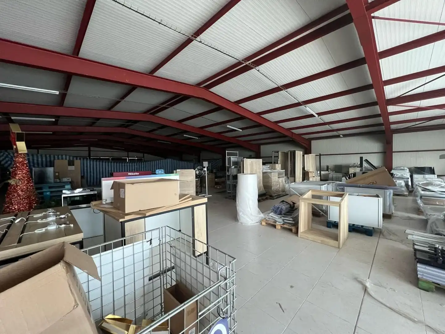 Industrial buildings for rent in Roquetes