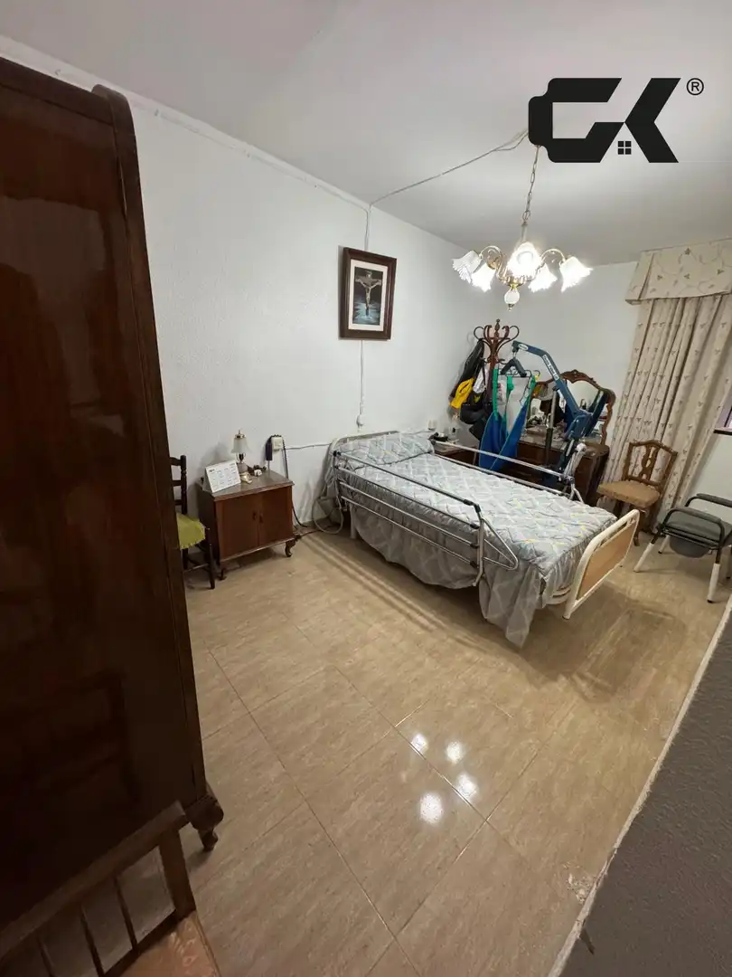 Schlafzimmer von Einfamilien-Reihenhaus zum Verkauf in Mula