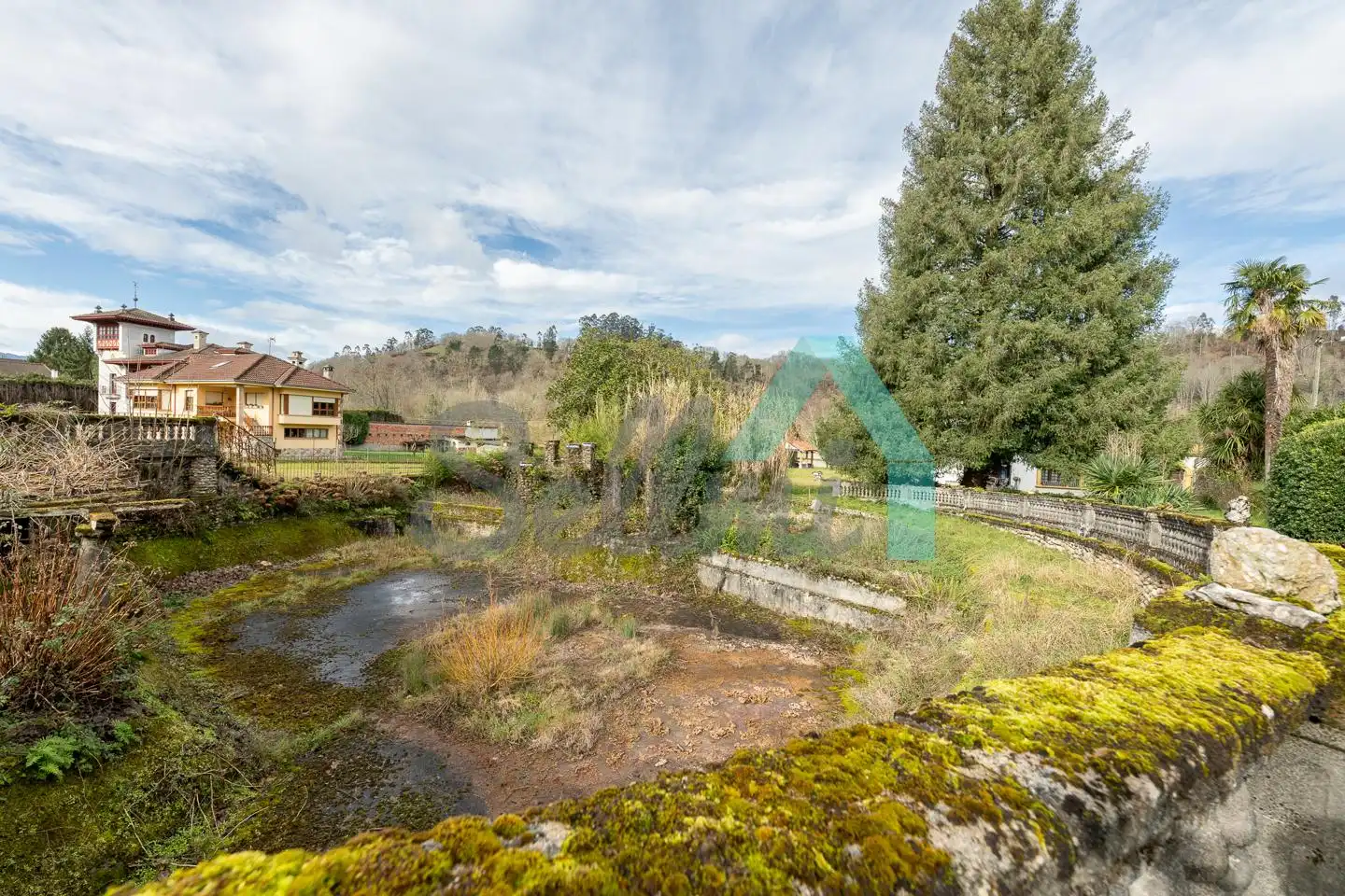 Casa o xalet en venda en Piloña amb Jardí privat, Parquet i Terrassa