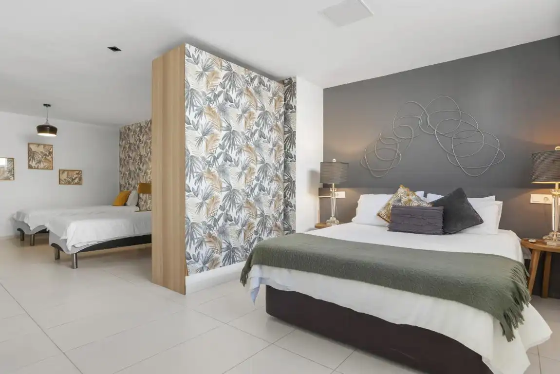 Bedroom of Houses for sale in Marbella  with Air Conditioner, Private garden and Terrace