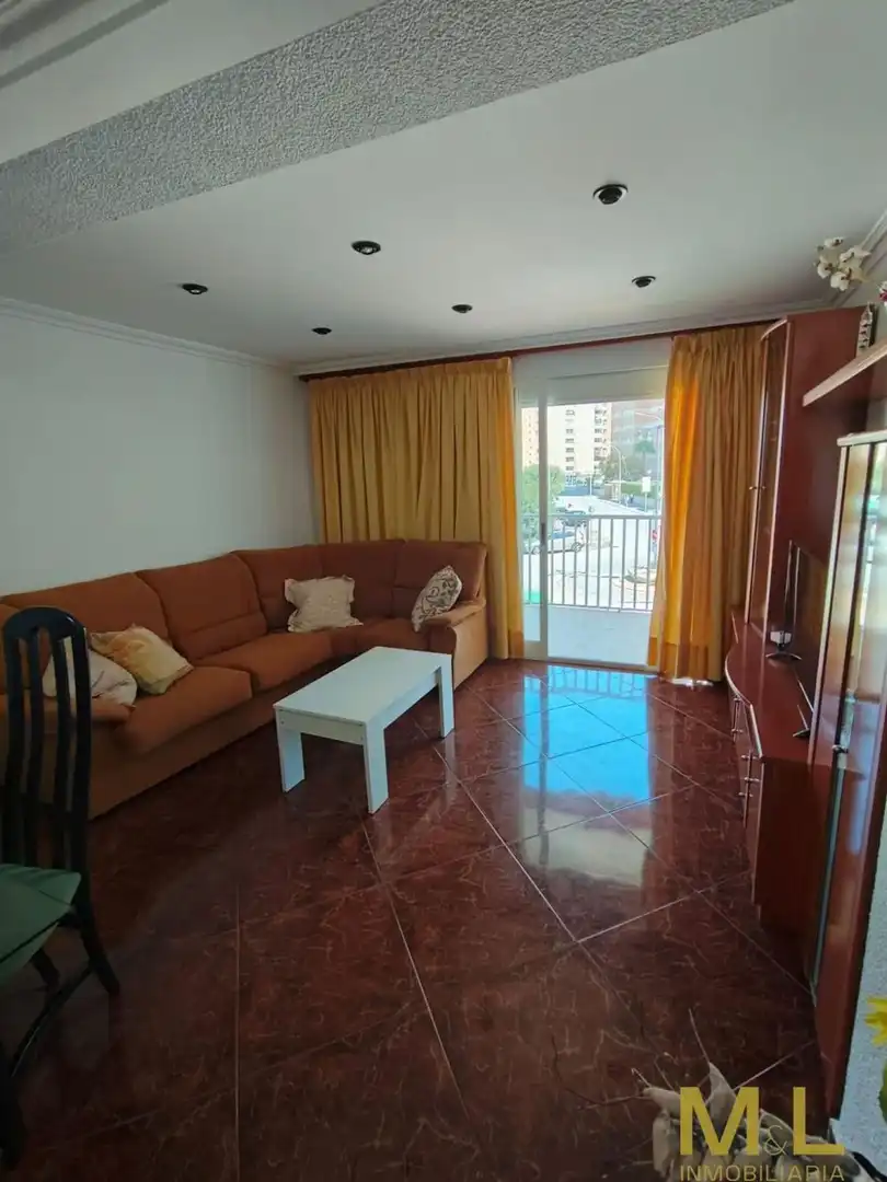 Casa o xalet de lloguer a Calle Caravel-les, Platja de la Pobla de Farnals