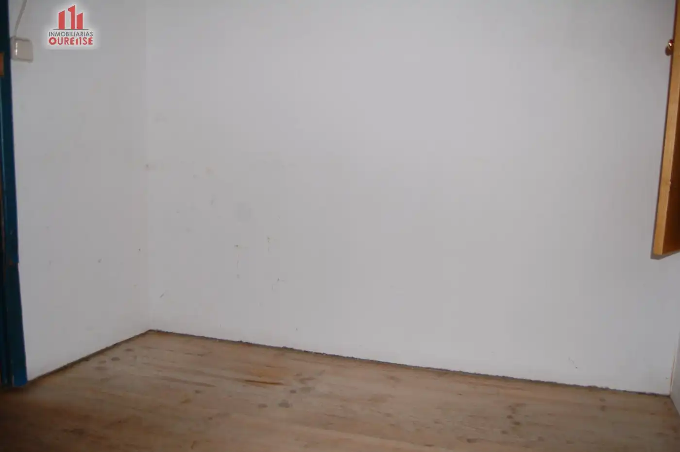 Bedroom of Houses for sale in San Cibrao das Viñas  with Balcony