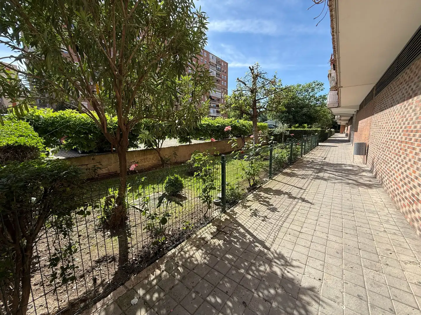Außenansicht von Wohnung zum Verkauf in Móstoles mit Heizung, Parkett und Terrasse