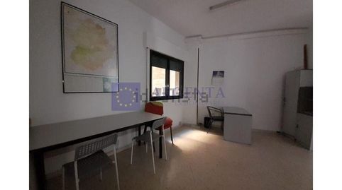 OFICINA 2 BAÑOS, immagine 3