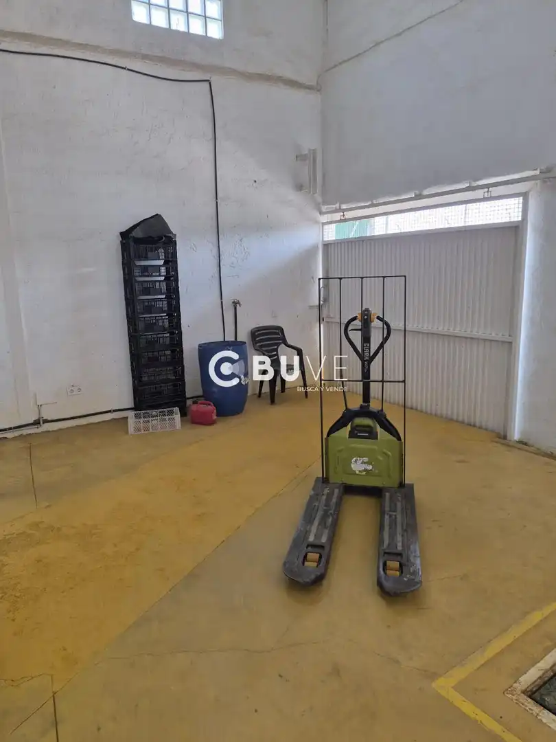 Parking of Industrial buildings for sale in Orihuela