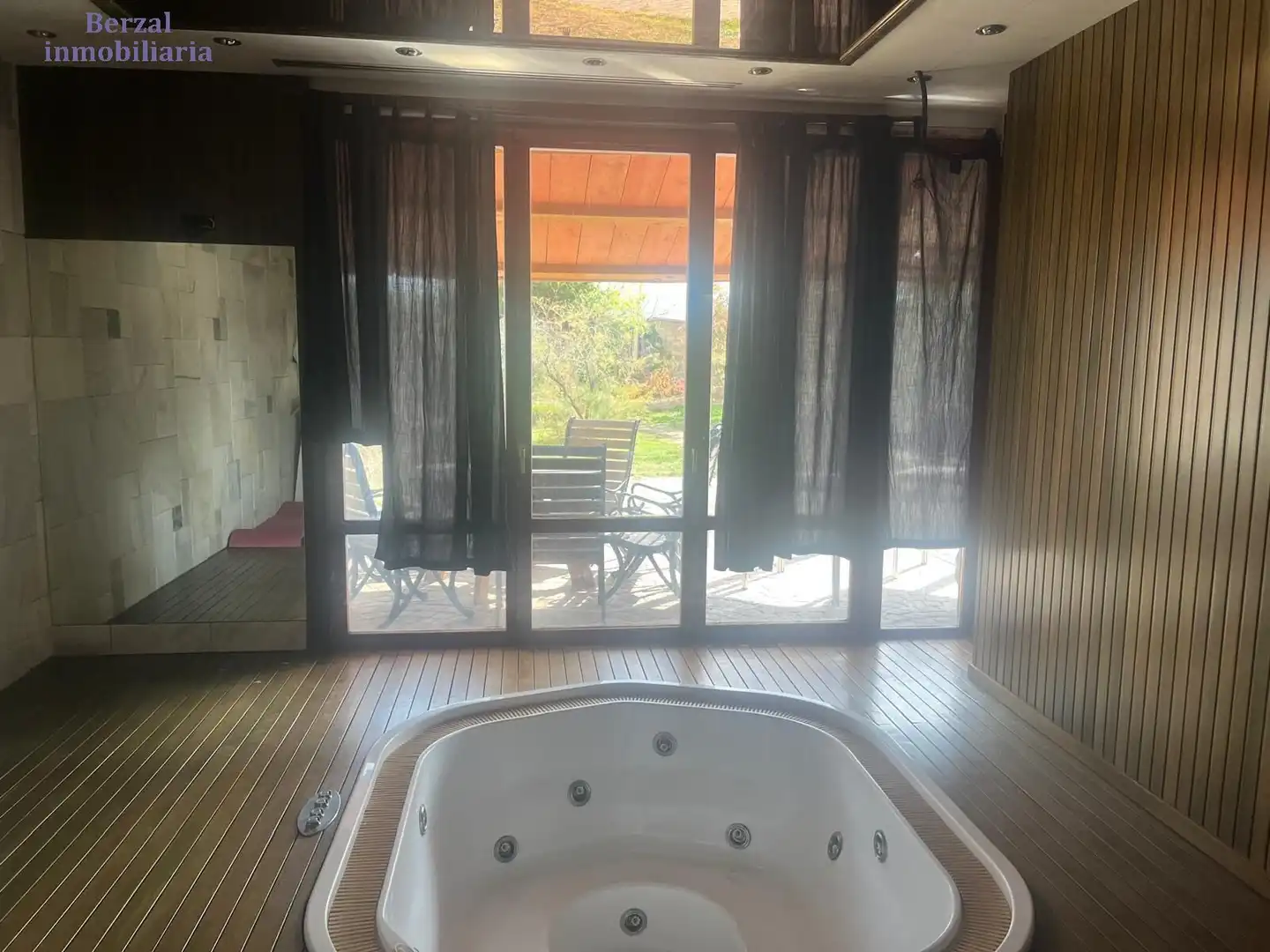 Detached house with garden for sale in Calle de Valle del Oja, imagen 80