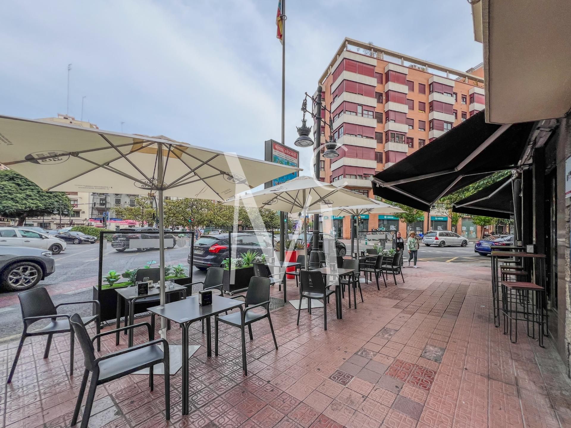 Terrassa de Local de lloguer en  Valencia Capital