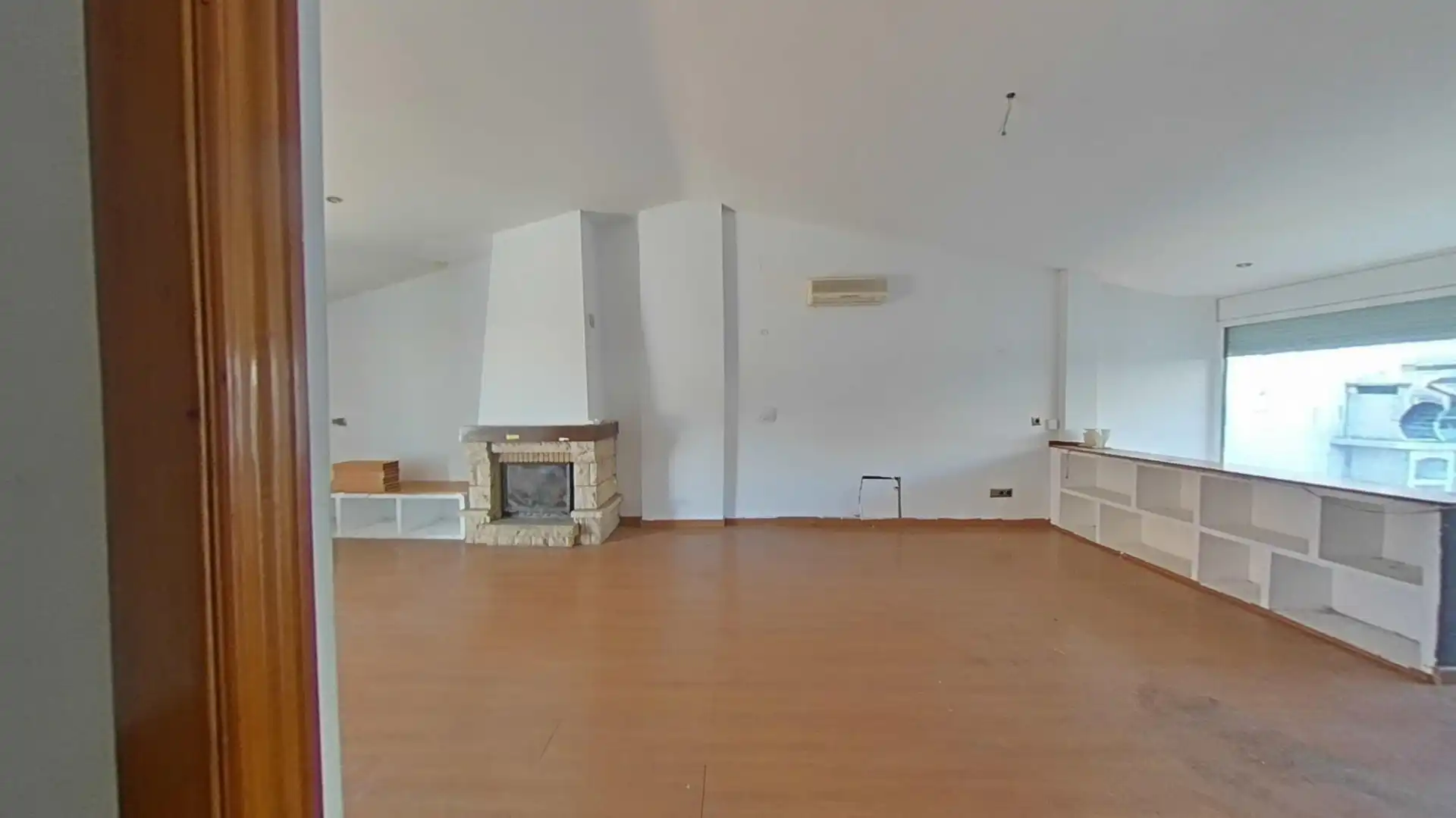 Semi-detached house for sale in calle Emporda, imagen 6