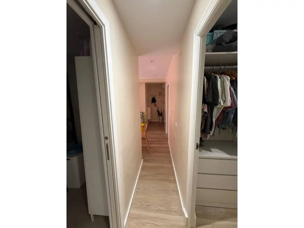 Flat for sale in Camas  with Air Conditioner, Heating and Parquet flooring