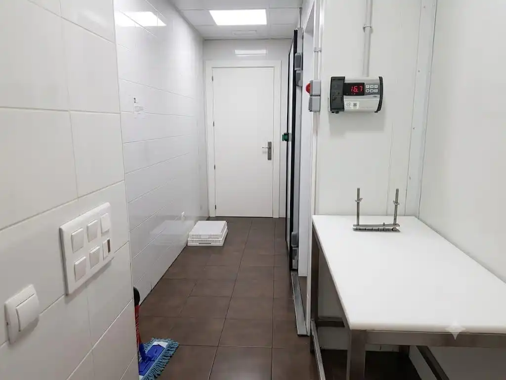Badezimmer von Geschaftsraum zur Miete in Valencia