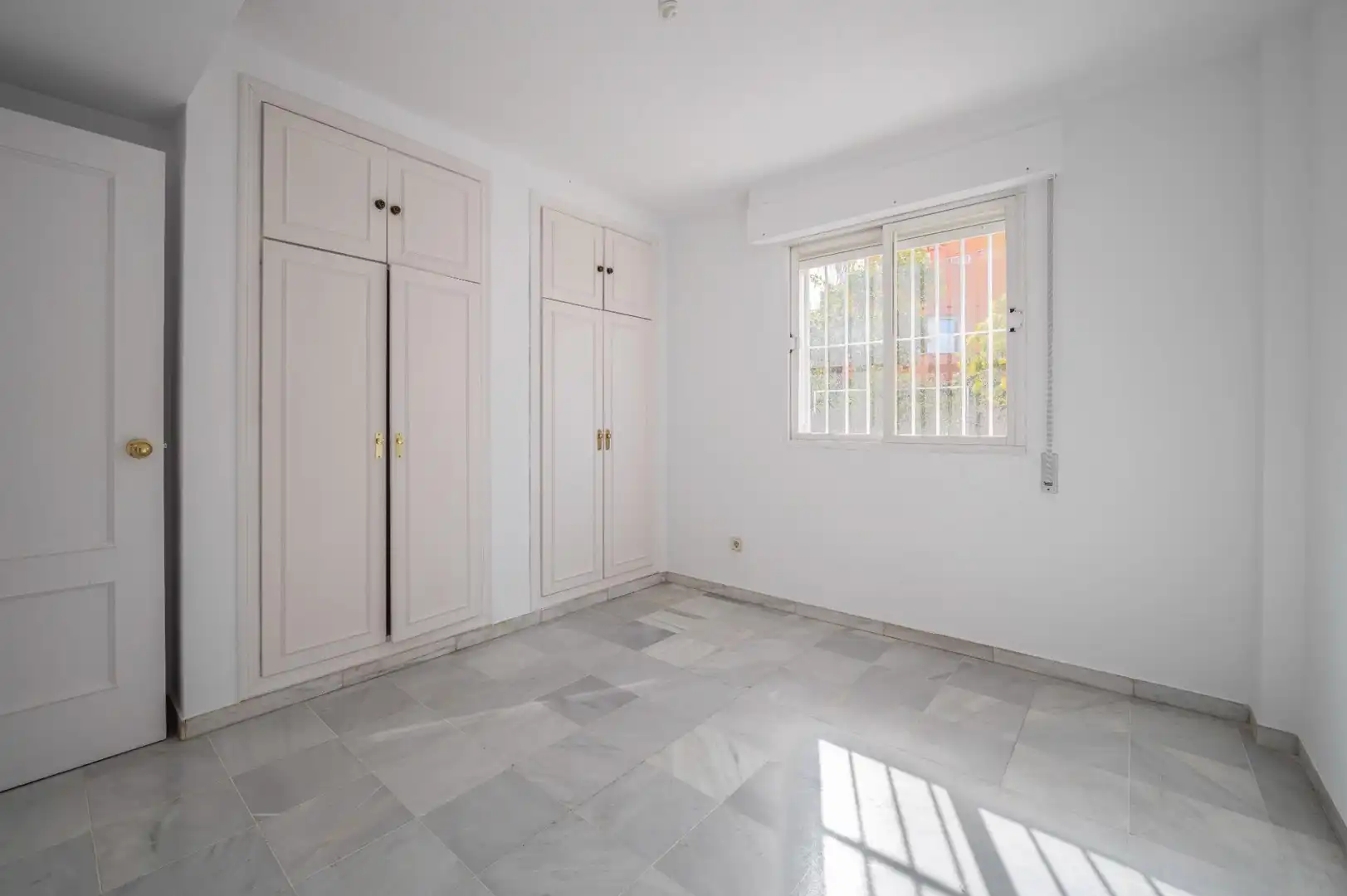 Habitación de Casa adosada en venta en Granada con Aire acondicionado y Calefacción