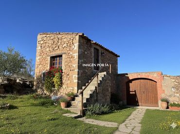 Casa rústica en venda a Camino Batán
