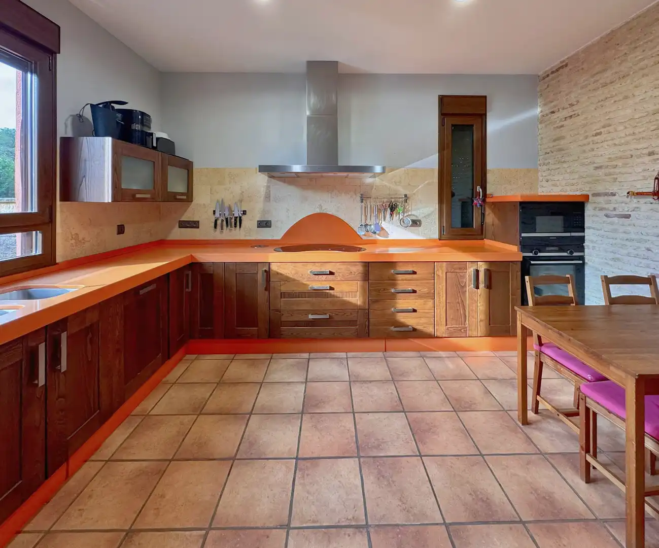 Cocina de Casa o chalet en venta en Carmona con Aire acondicionado, Calefacción y Jardín privado