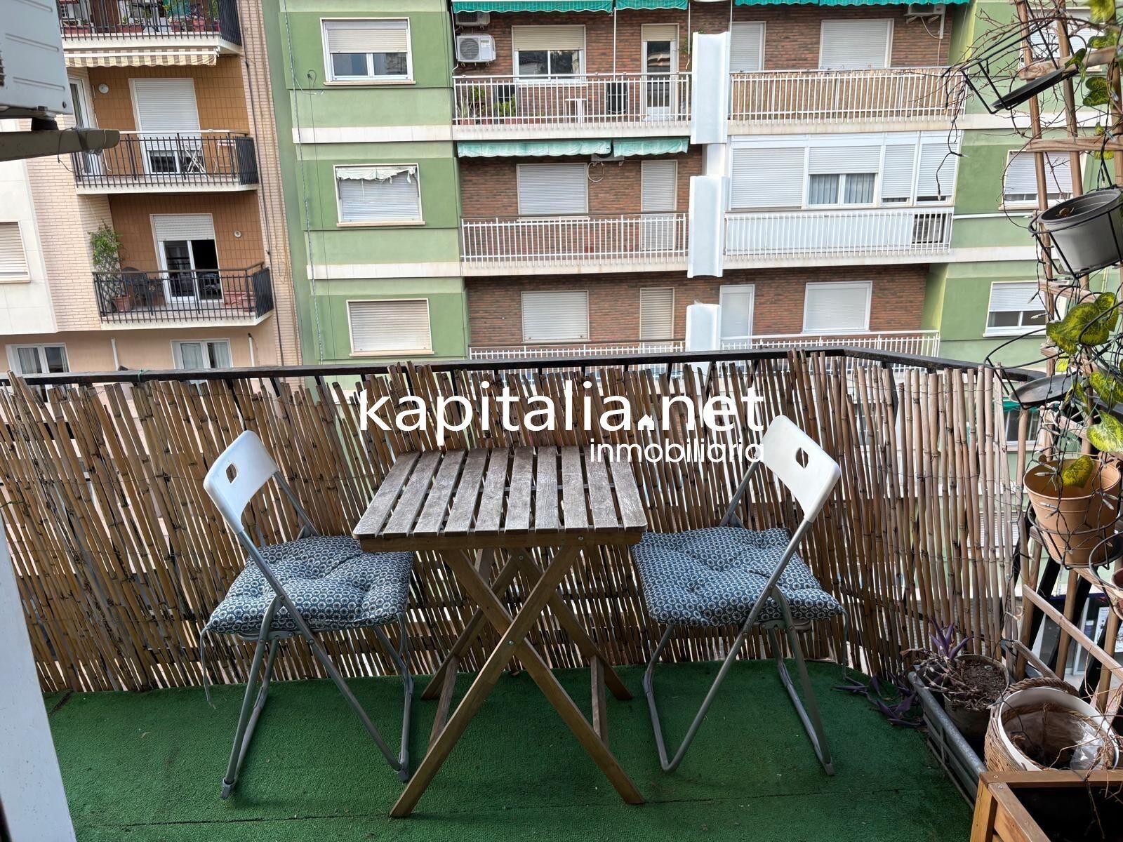 Pis en venda a Calle Acadèmic Maravall