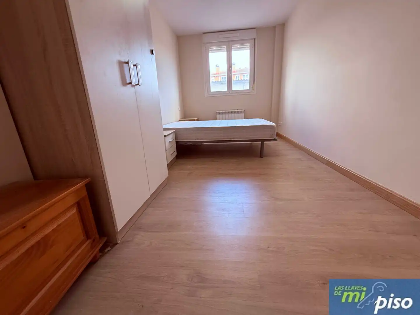 Dormitori de Pis en venda en Santovenia de Pisuerga amb Calefacció, Parquet i Traster