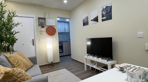 Foto 4 de Pis en venda a Carrer del Montsant, El Turó de la Peira,  Barcelona Capital