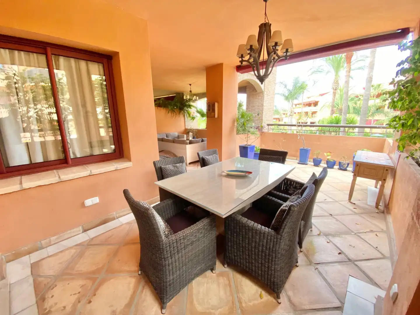 Terrasse von Wohnungen zur Miete in Marbella mit Klimaanlage, Terrasse und Schwimmbad