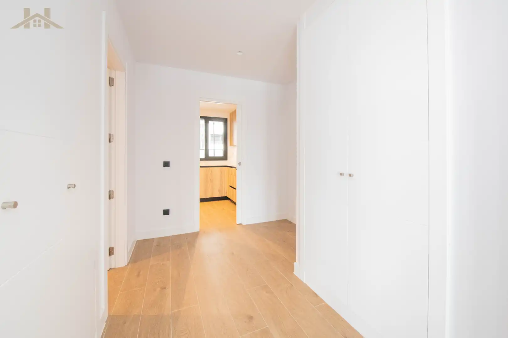 Wohnung zum Verkauf in Tres Cantos mit Klimaanlage, Heizung und Terrasse