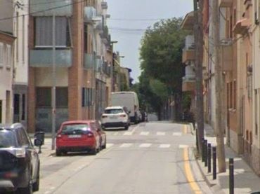 Pis amb balcó en venda a Calle SERRAL