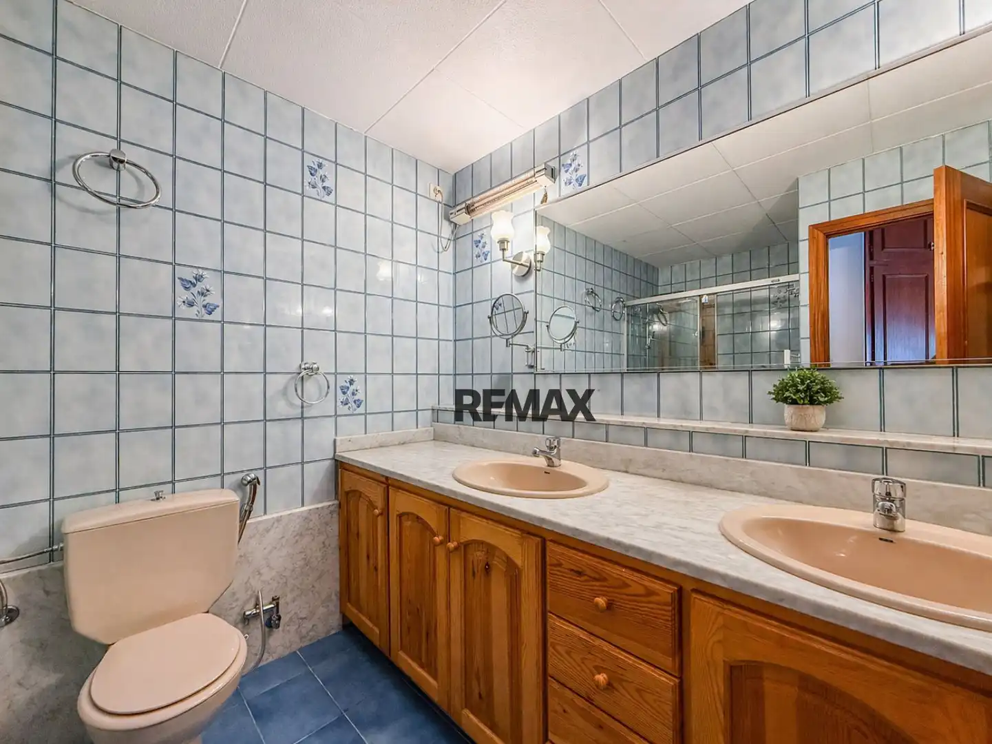 Badezimmer von Gebäude zum Verkauf in Roses