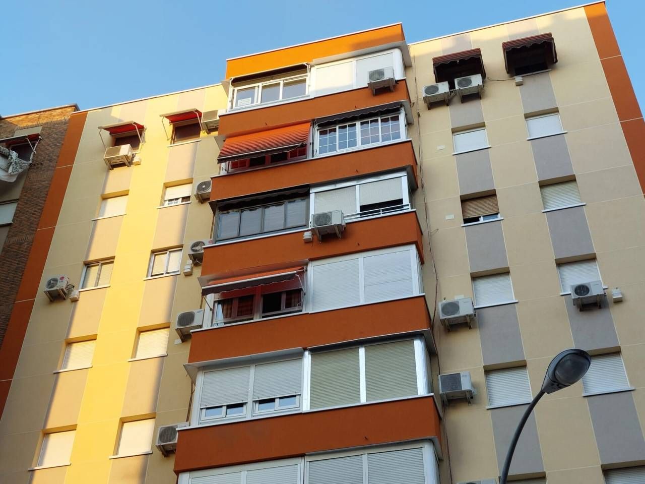 Vista exterior de Pis en venda en Fuenlabrada amb Calefacció